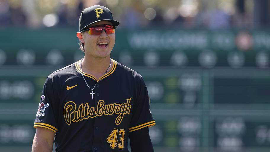 Pirates rookie catcher gets big opportunity during Dodgers game