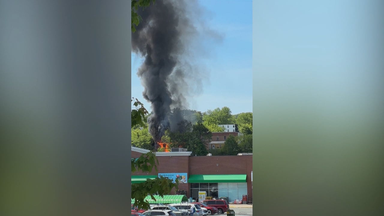 One dead in fire at Bridgewater apartment building