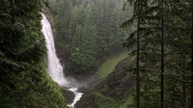 The Washington waterfall hike that belongs on every outdoor bucket list