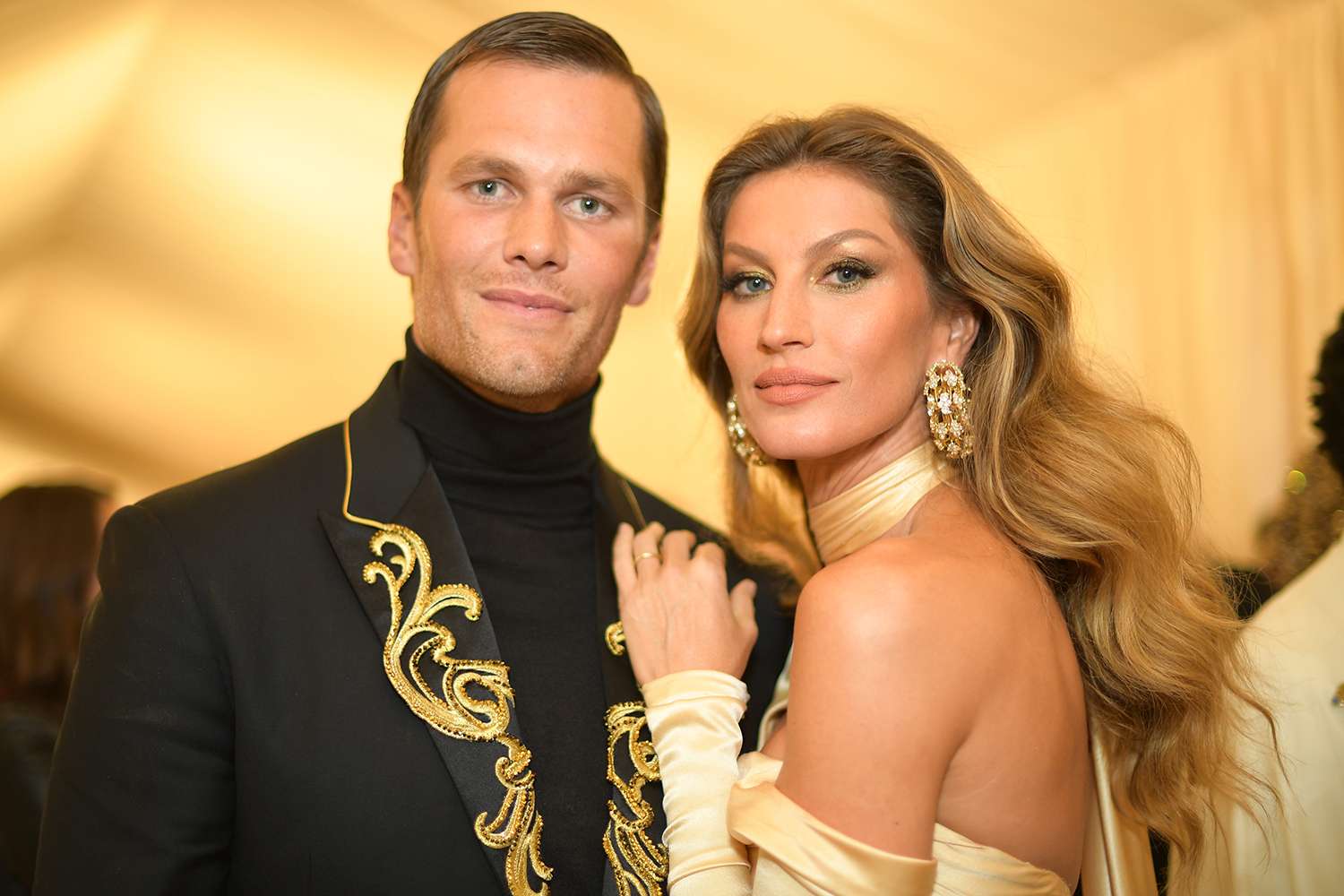 Gisele Bündchen wants the best for ex Tom Brady, source says she’s in a ...