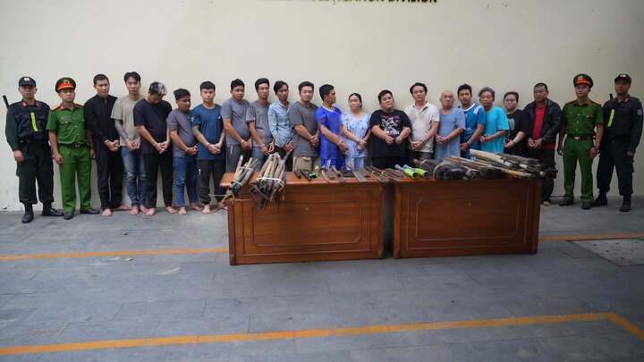 Triệt phá băng nhóm núp bóng doanh nghiệp cưỡng đoạt hơn 40 tỷ đồng