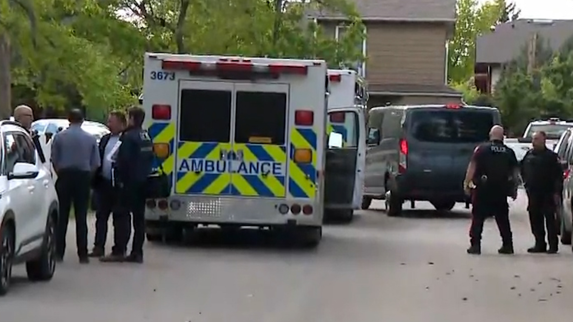 Calgary police investigating after 2 bodies found in Temple home