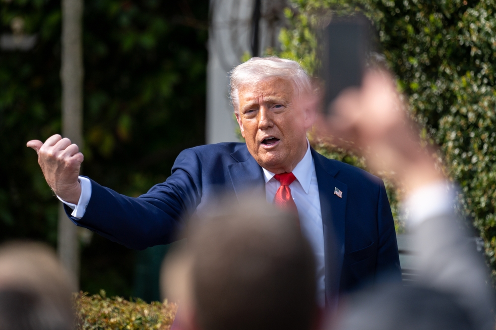 Trump says he may 'never ever' remove this new White House feature and ...
