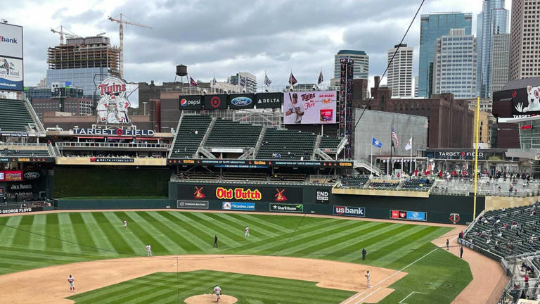 Target Field concession workers will go on strike this month