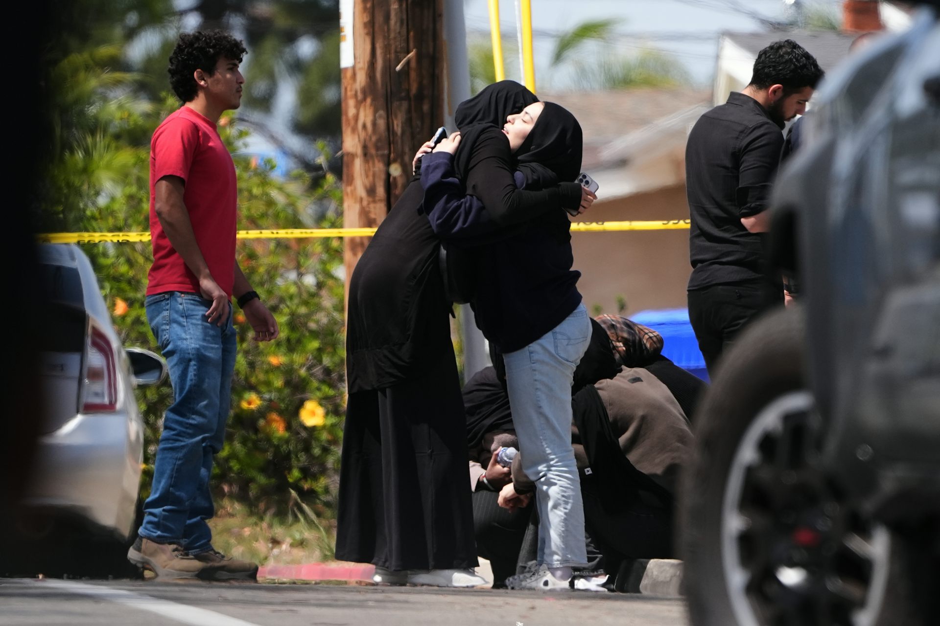Mosques face increasing challenges to provide security amid growing ...