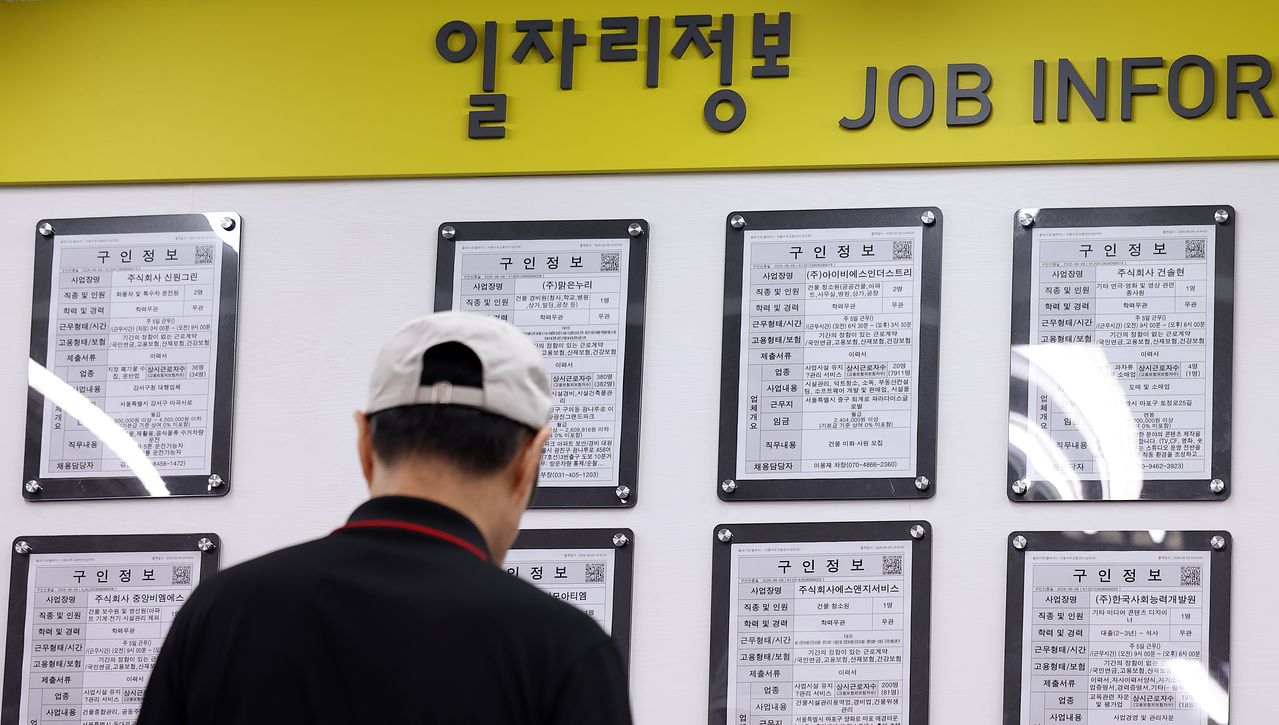 半導体好況でも…韓国の若年就業者26万人減