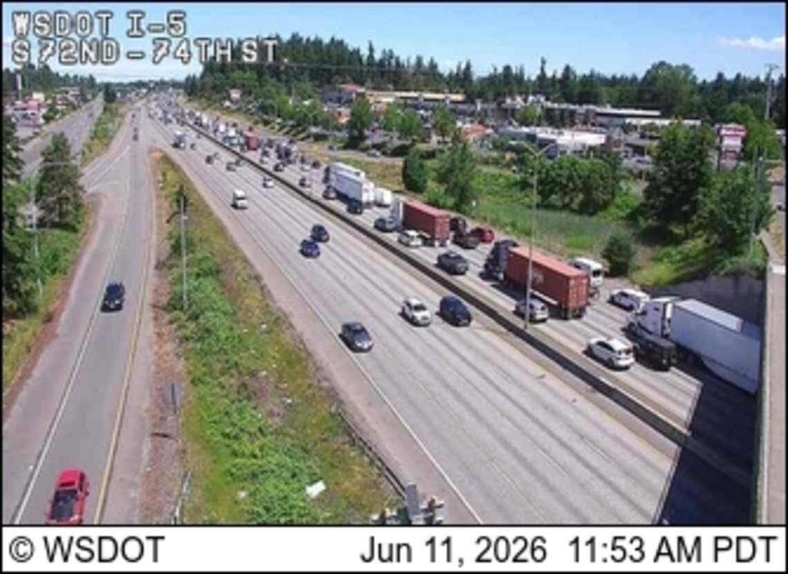 Six-car collision cleared on Interstate 5 northbound