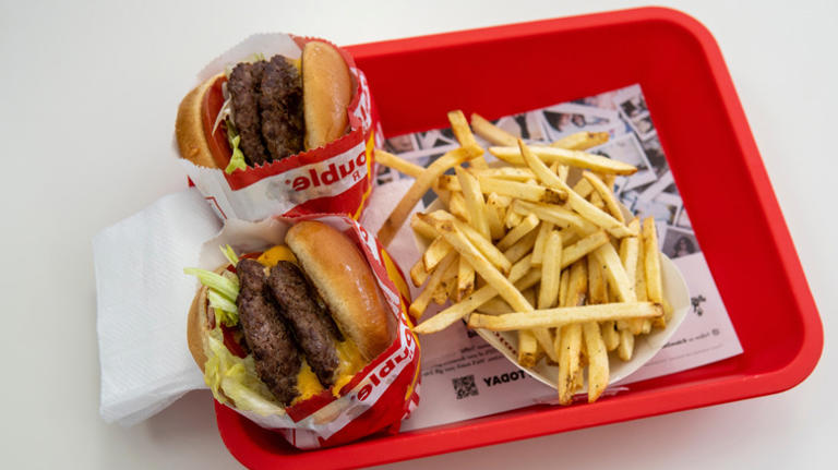 The major difference between Wendy’s and In-N-Out beef explained