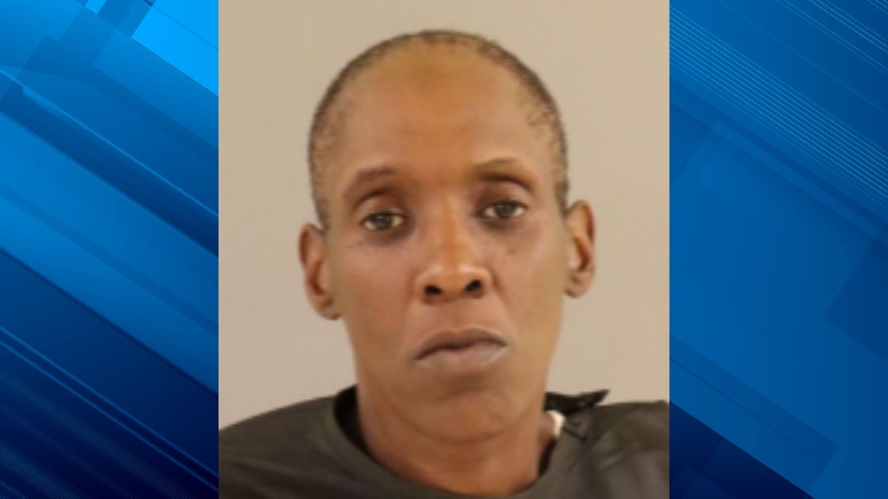 Driver charged, 2 seriously hurt after chase leads to crash in Sumter