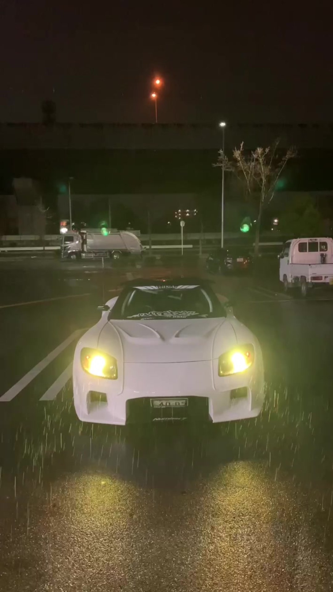 Veilside RX7 JDM insights during midnight Osaka drive