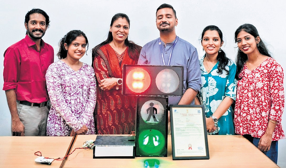 Kerala researchers’ smart signal for pedestrians walks away with patent