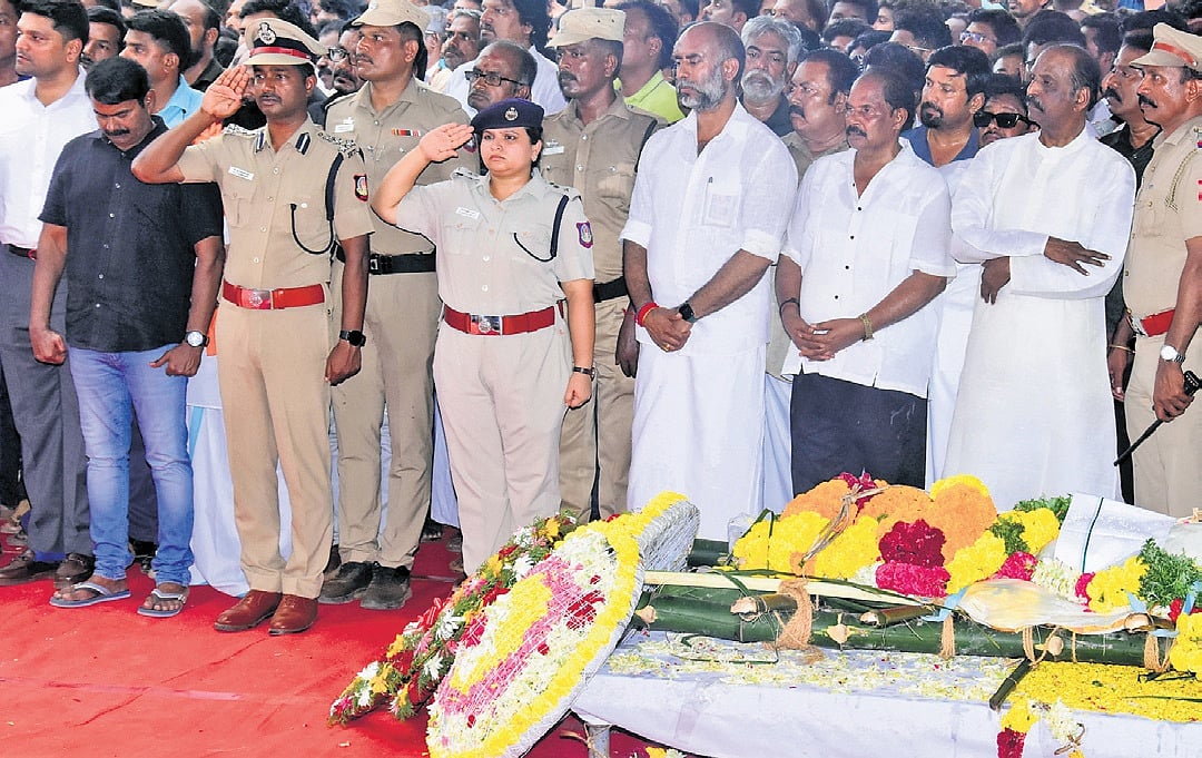 Bharathiraja laid to rest with full state honours