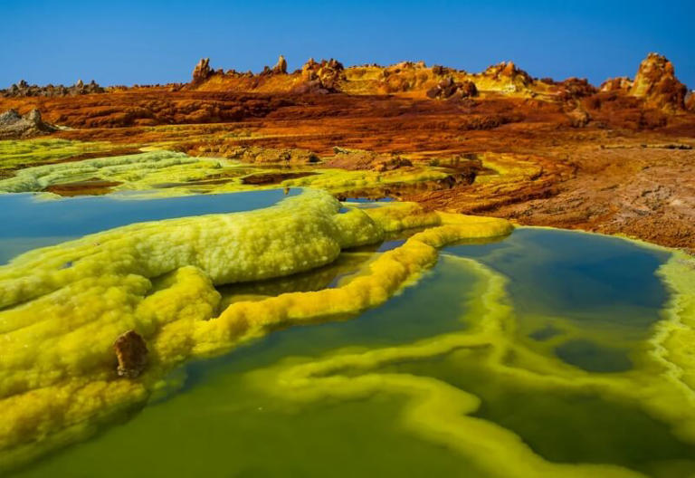 Vivid photo of Ethiopia's acid pools captures one of Earth's most Mars ...