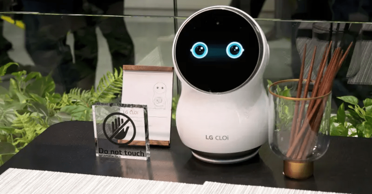 LG CLOiD robot revealed at CES 2026 with human-like dexterity