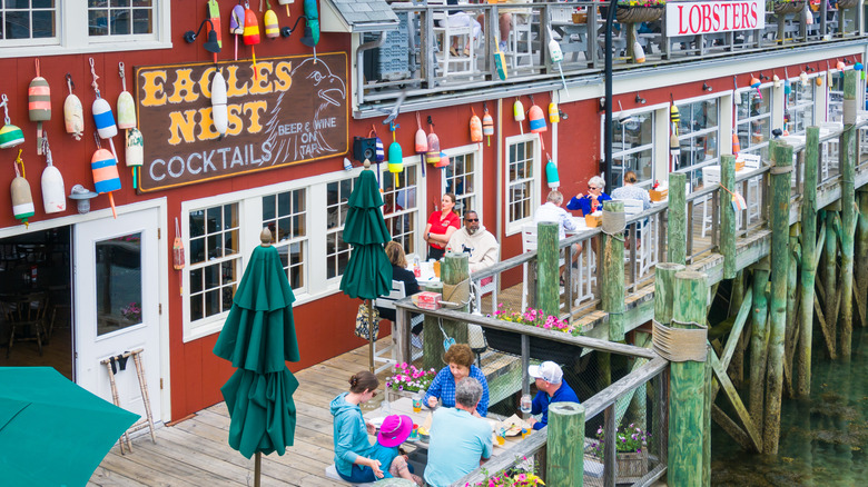 Maine's Unofficial 'Lobster Crawl' Is A Delicious Coastal Trail Through Scenic Towns And Seafood Shacks