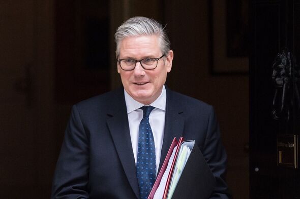 poll-should-keir-starmer-resign-now-over-the-defence-row