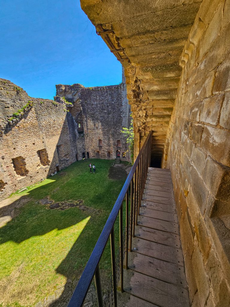 10 Ridiculously Picturesque Villages in Southwest France