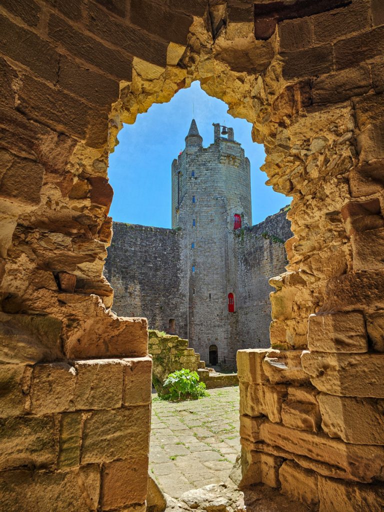 10 Ridiculously Picturesque Villages in Southwest France