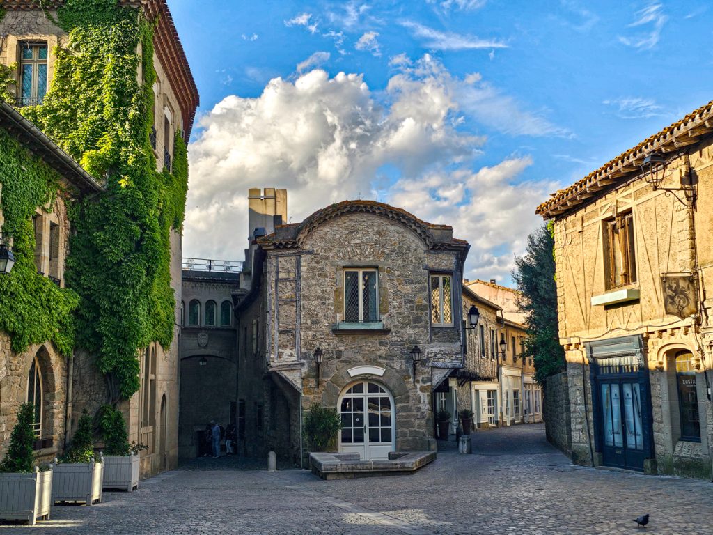 10 Ridiculously Picturesque Villages in Southwest France
