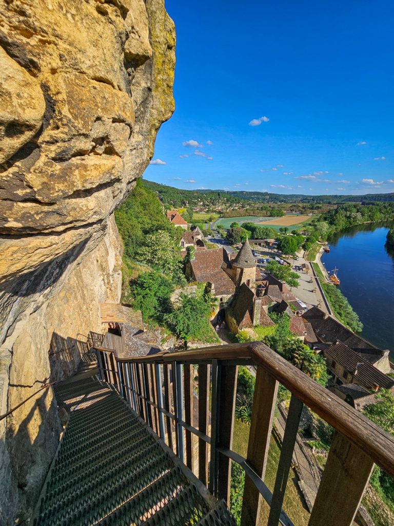 10 Ridiculously Picturesque Villages in Southwest France