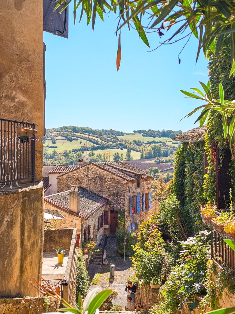 10 Ridiculously Picturesque Villages in Southwest France