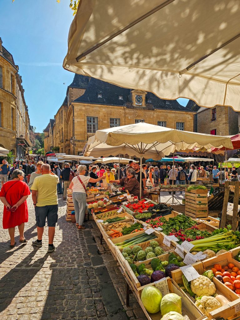 10 Ridiculously Picturesque Villages in Southwest France