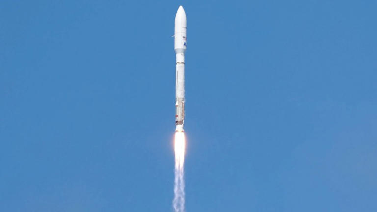 Arkansas signs satellite broadband agreement with Amazon, first in ...