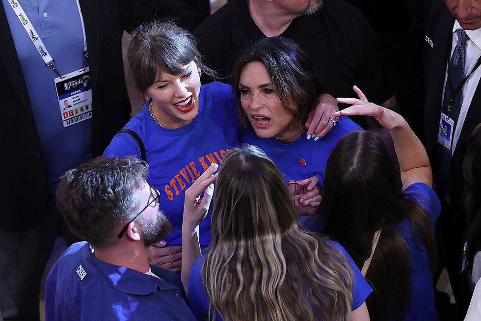 Scoot: Why is Taylor Swift a big Knicks fan?
