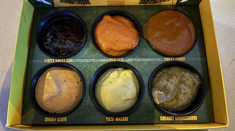 Buffalo Wild Wings' matchday menu sauces give you the world in a cup ...