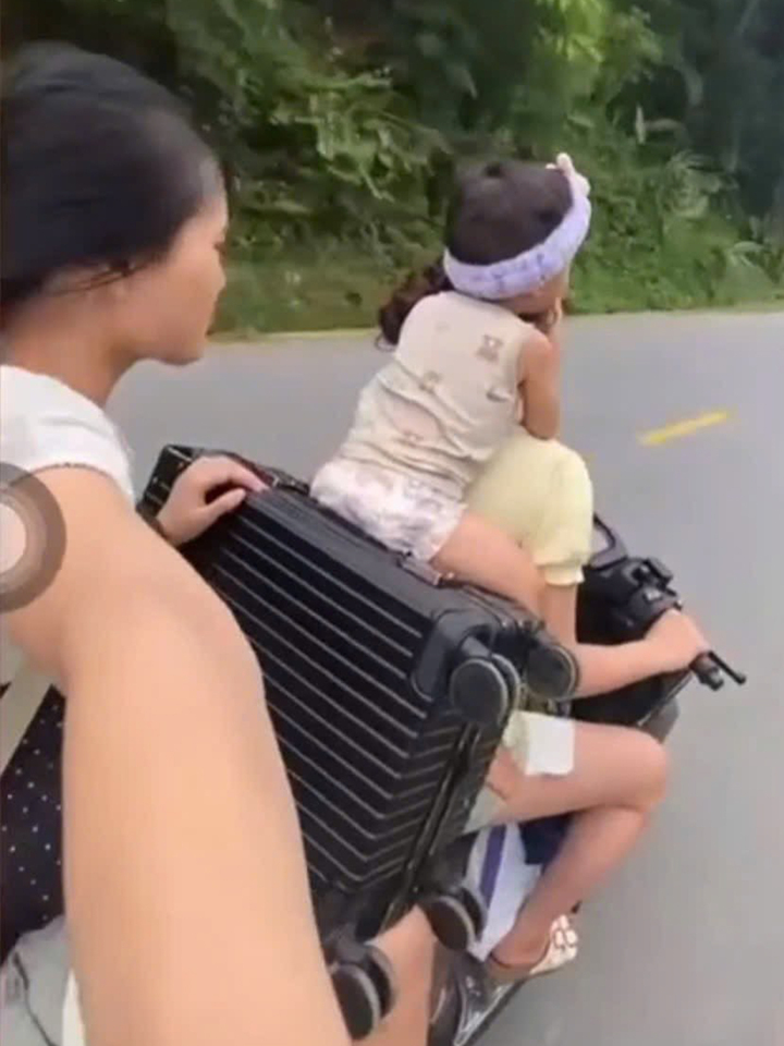 Giao xe cho thiếu nữ 'kẹp 3' không đội mũ bảo hiểm, chủ xe bị phạt 9 triệu đồng