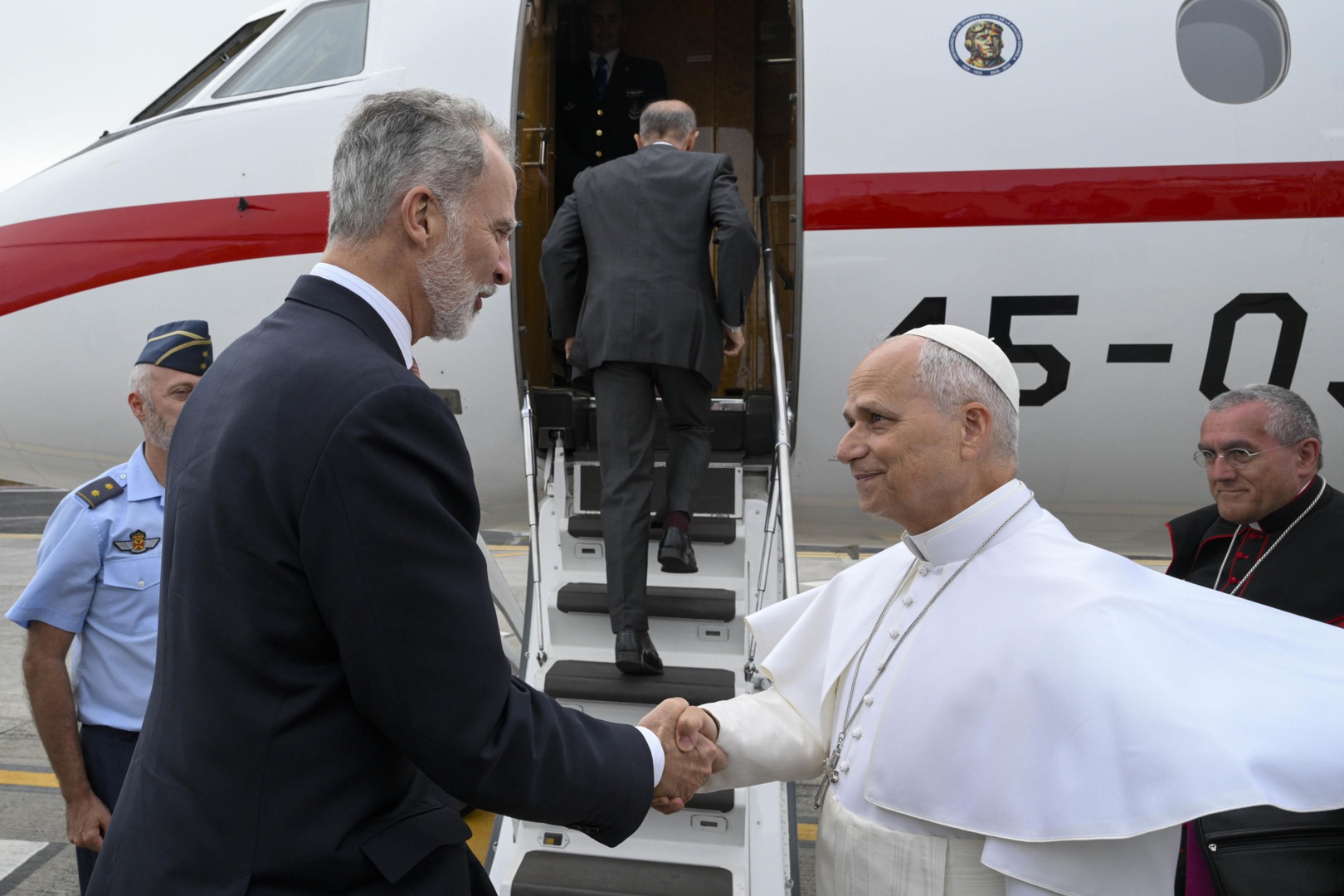 Despega hacia Roma el avión del Ejército del Aire que traslada al papa ...