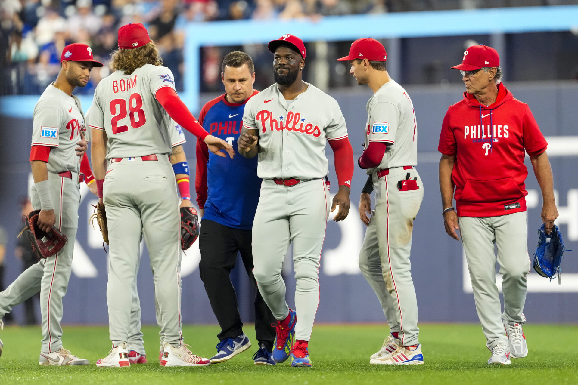 Phillies lose World Series champion, All-Star outfielder to long IL stint