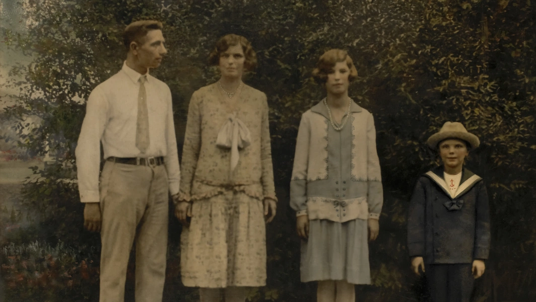 18 remarkable family portraits through history