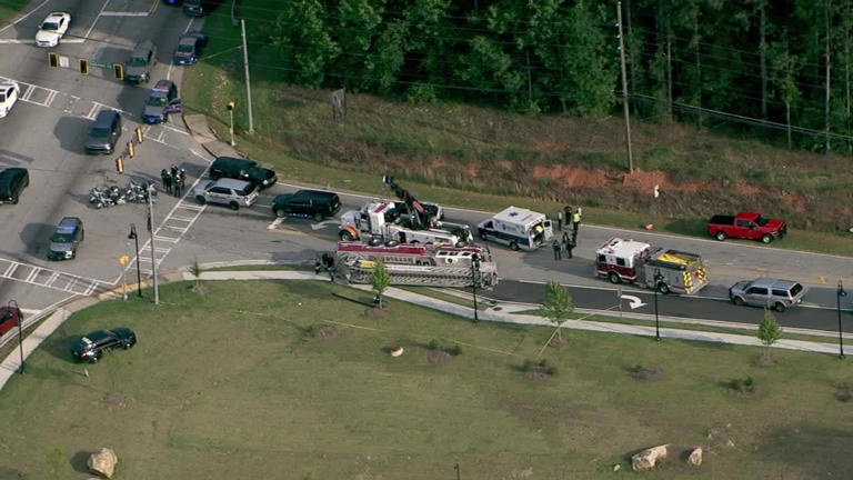 Rockdale County firefighter dies after fire truck overturns in crash