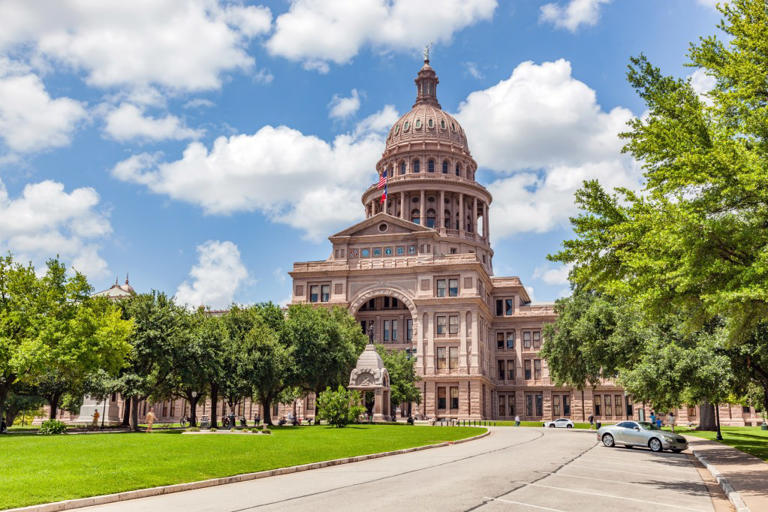Apollo snubs Mamdani, picks Texas Tech hotspot for second US HQ