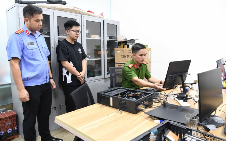 Vụ khởi tố đầu tiên về phần mềm lậu: Làm sao chấm dứt nạn xài 'chùa'?