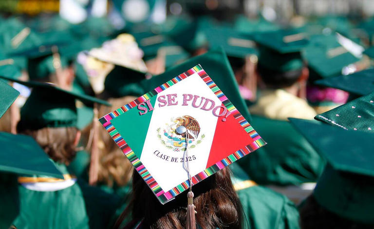 Which SLO roads are closing for Cal Poly graduation? Where can I park?