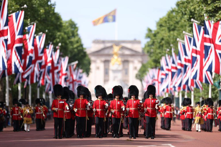 Prince Harry shares message just as Royal Family arrives at