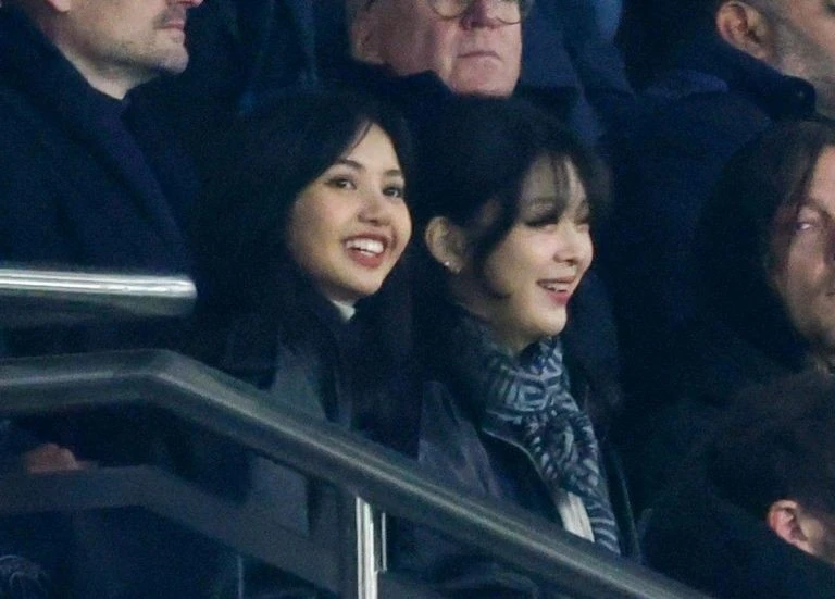 Mối tình dậy sóng World Cup 2026