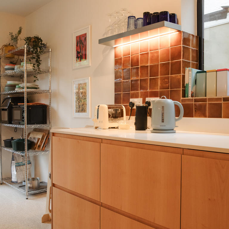 This warm minimalist kitchen proves that simplicity isn't boring