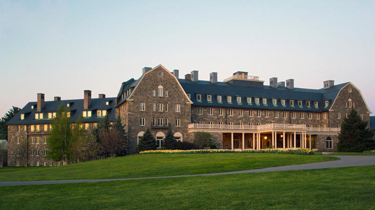 Pennsylvania's best resort for families in 2026 is a grand Poconos ...