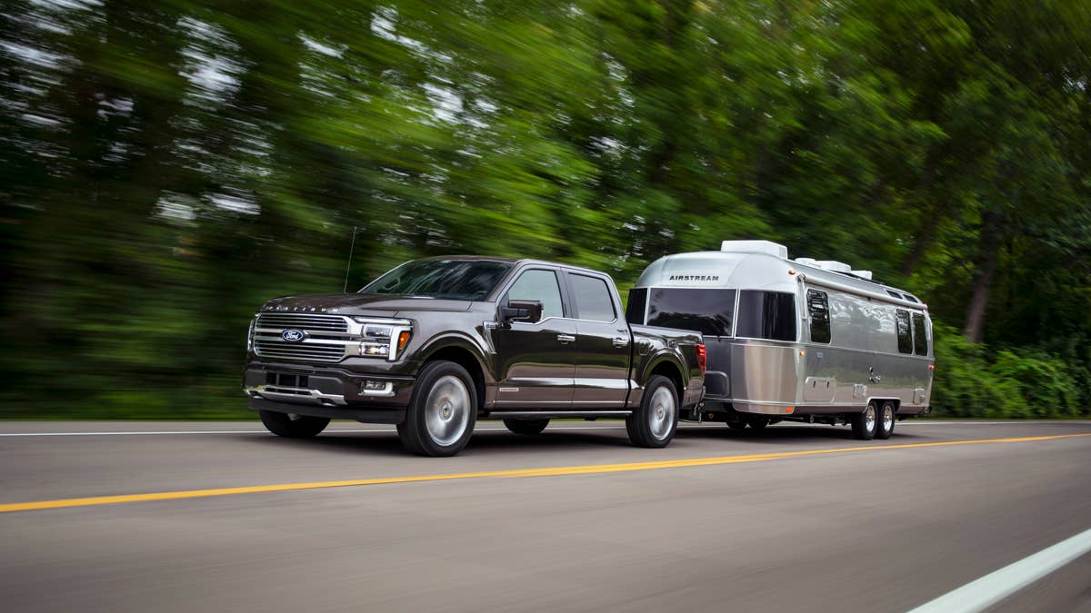 2026-ford-f-150-platinum_08