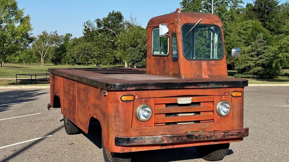 The most single cab truck ever was built to haul construction materials