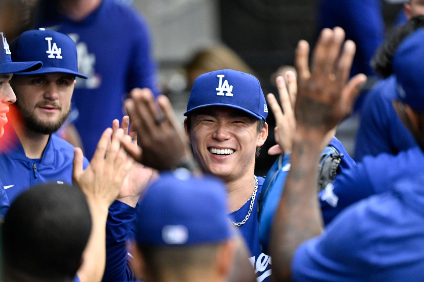 Dodgers' Yamamoto loses no-hit bid on Peters' leadoff homer for the ...