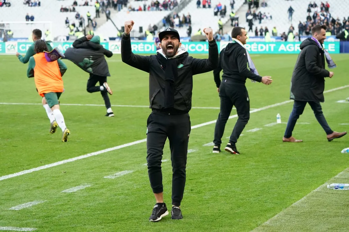 Algérie : Razik Nedder, le sélectionneur des U20, déjà chipé par un ...