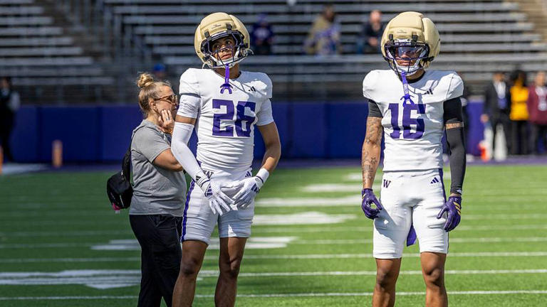 Elias Johnson made his move in UW spring ball