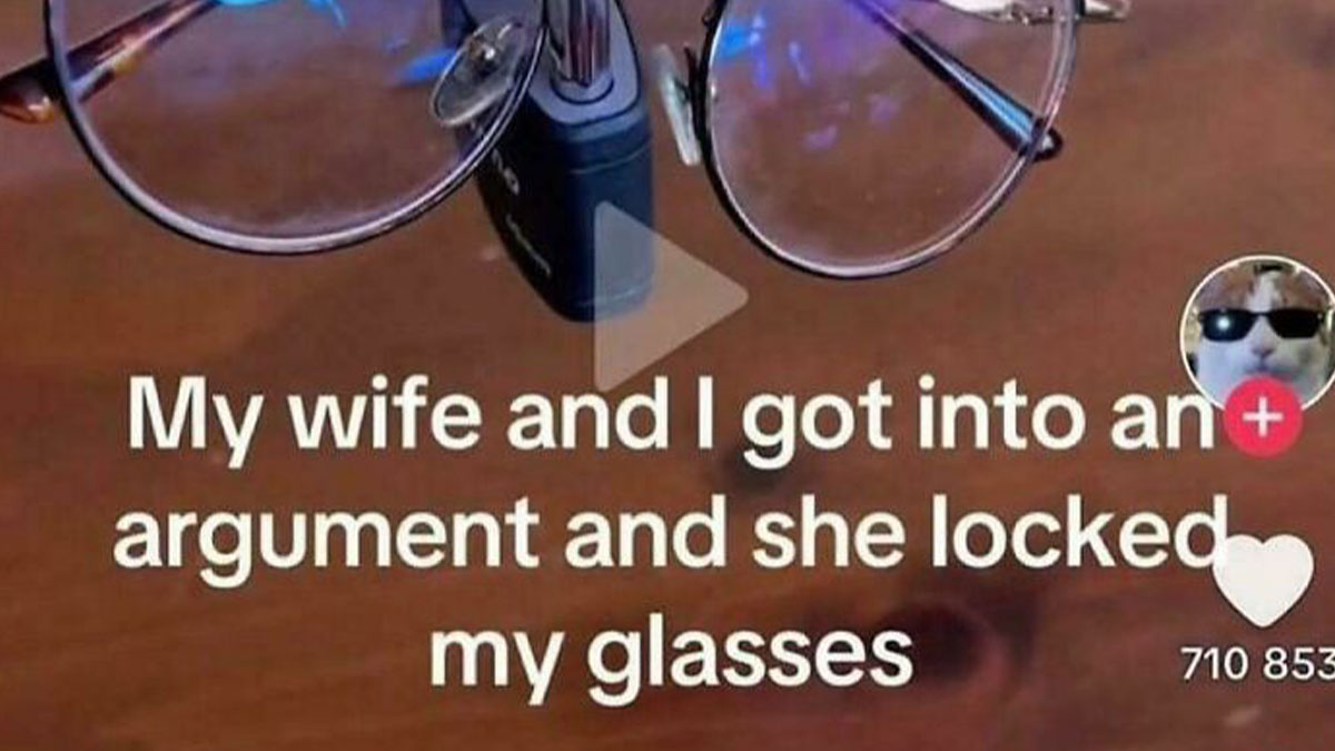 Beyond context: 52 totally random screenshots that are too funny