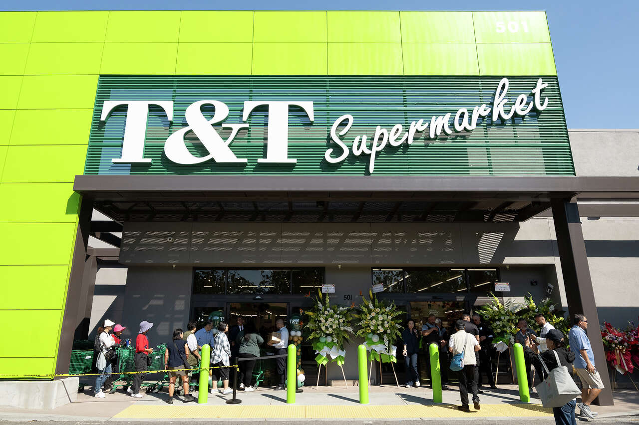 Massive grocery store to take over former Macy's in Bay Area suburb
