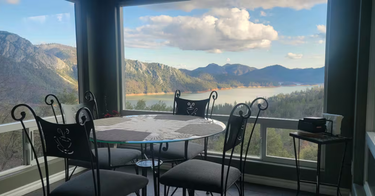 Curated visual reference: Fresh Look at 5 Waterfront Rentals In California That Feel Like A Dream