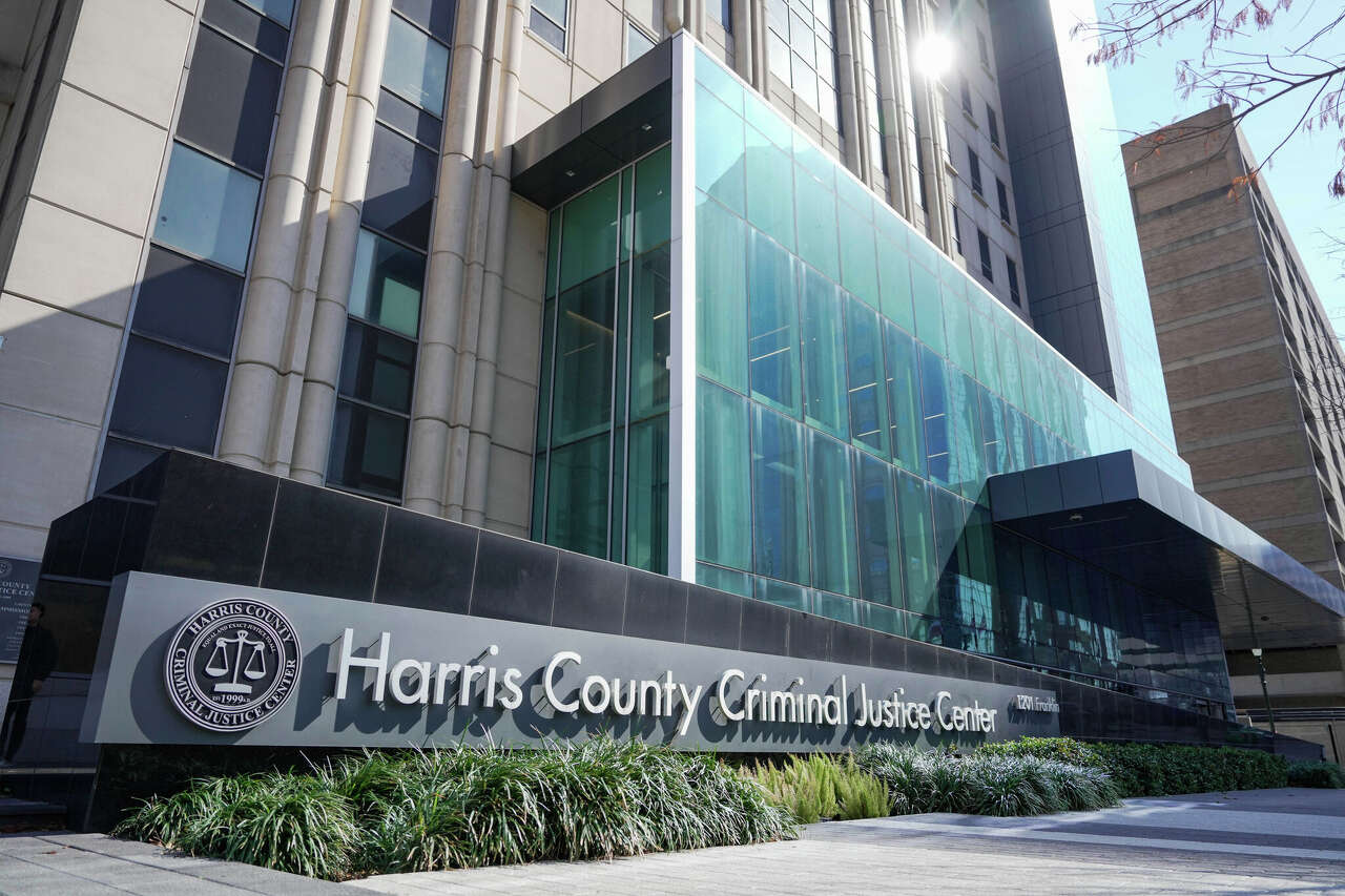 Houston Third Ward funeral home operator accused of forging will to seize $2.2 million estate
